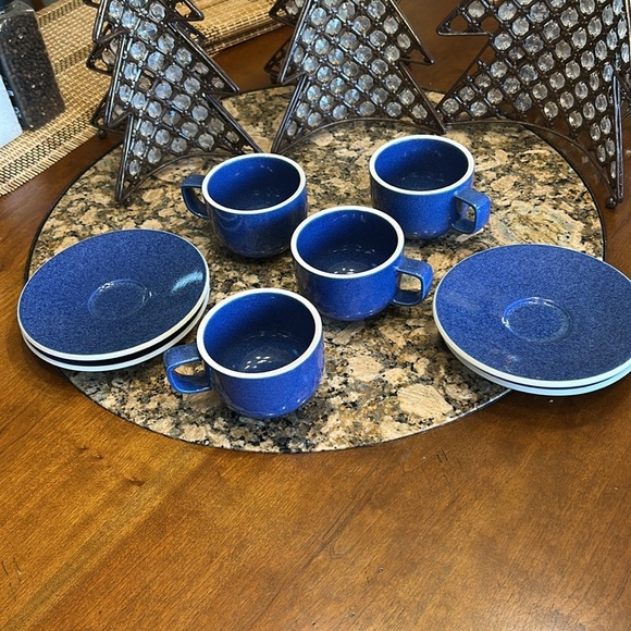 SASAKI COLOR STONE SAPPHIRE (TEXTURED)4 CUPS AND 4 SAUCERS - Picture 6 of 6
